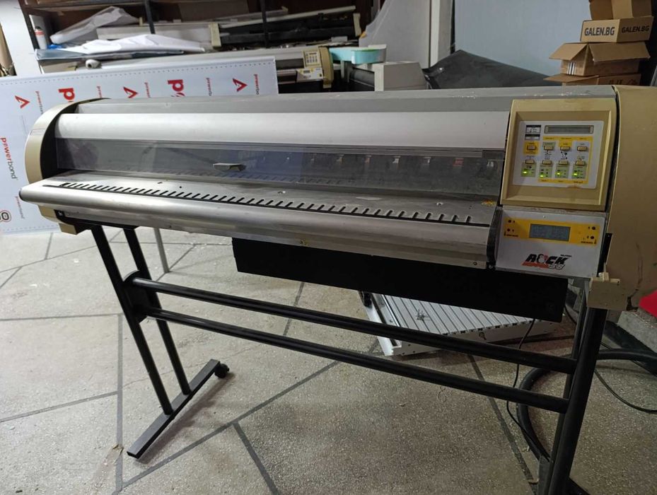 2 броя солвентни принтери за части Mutoh Rock HOpper 7 и 38