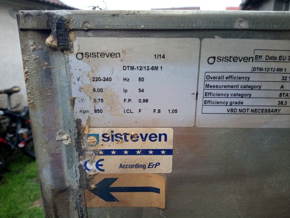 Vând extractor  ( hota)