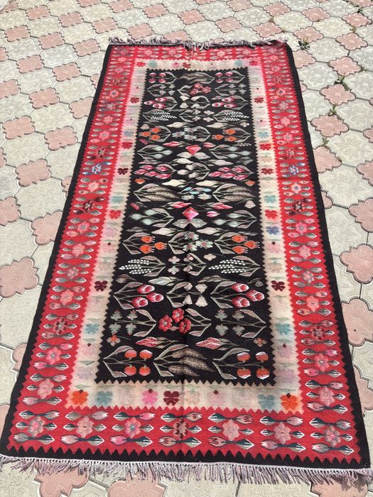 Covor traditional oltenesc