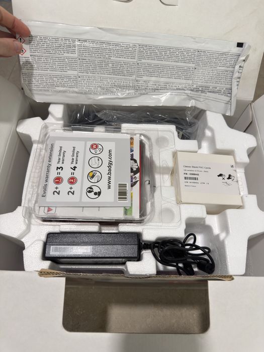 Принтер Badgy 200