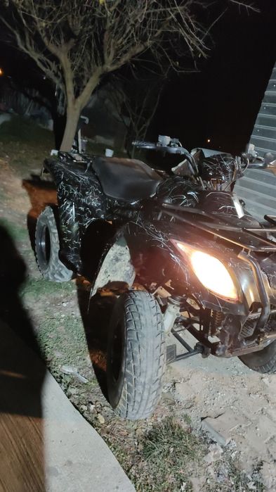 Vând ATV linhai 260cc
