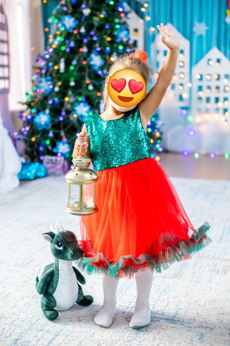 Платье на девочку