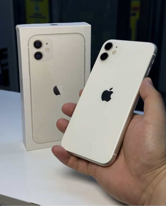 Продам айфон 11