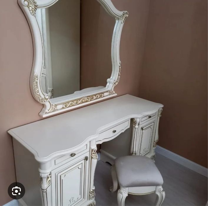 продается спальный гарнитур!