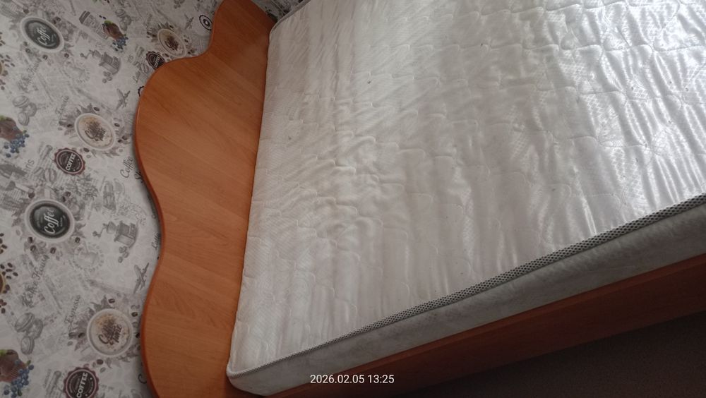 Кровать двухспальная