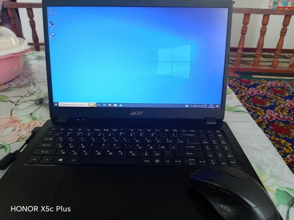 Noutbuk acer   siz izlagan