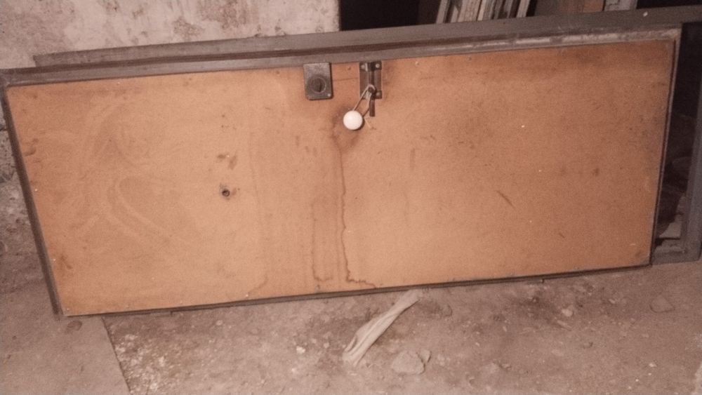 Двер металлическая