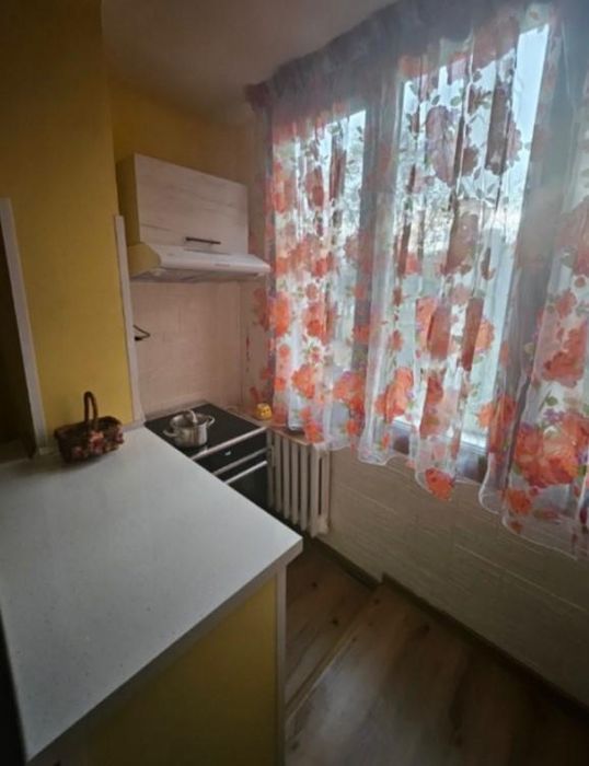 Дава се под наем Тристаен апартамент в София, Хиподрума - 72 кв.м за 650 € - Снимка #2