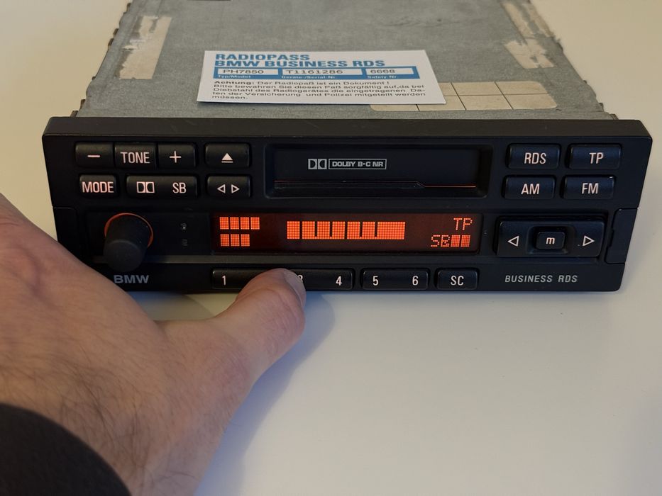 Casetofon BMW Business RDS cu bluetooth | E36 E34 E30 E32 E31