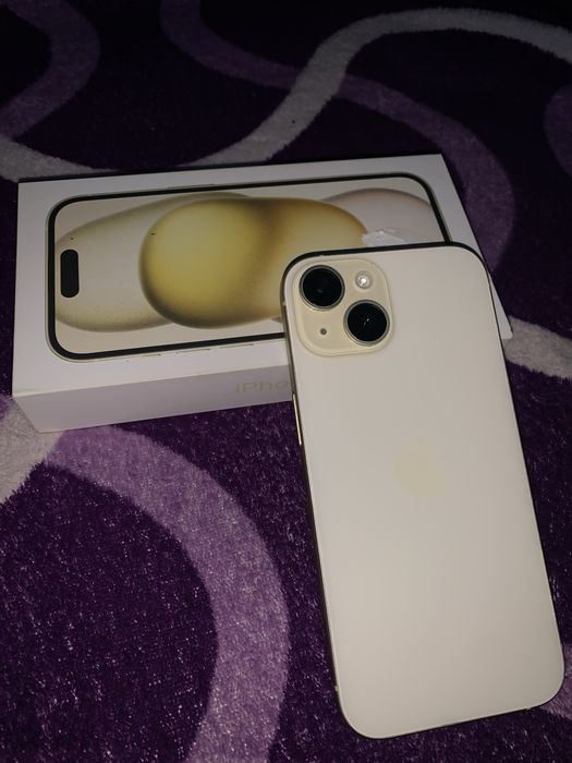 Vând iPhone 15 impecabil