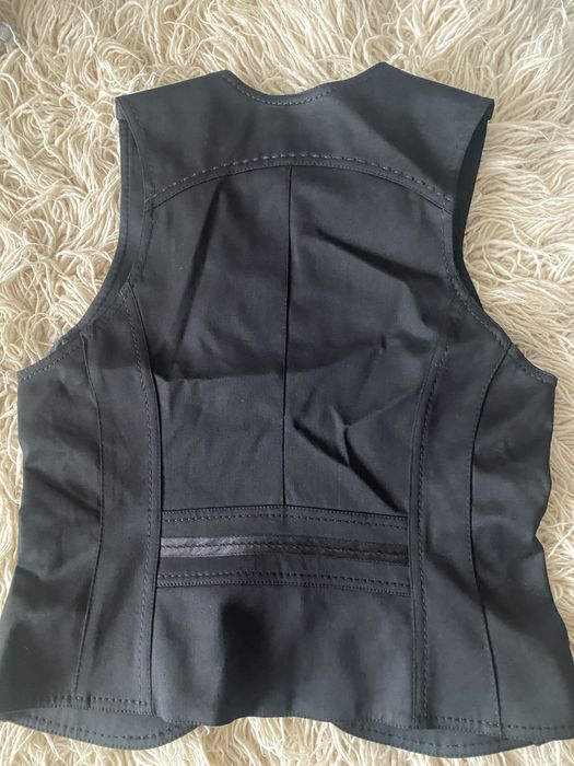 Дамски костюм от две части