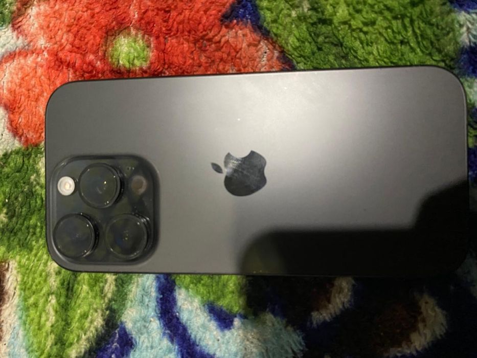 Айфон 16 про продам