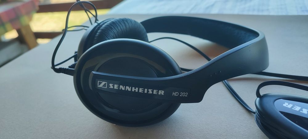 Слушалки Sennheiser HD 202
