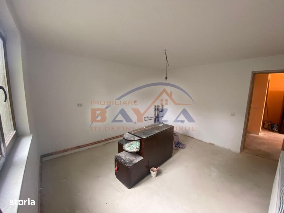 Casă P+M, teren 1.200 mp – Coaș