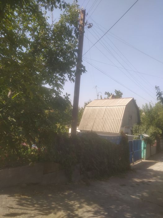 Дача сотилади юкори Чирчик корсой томонда