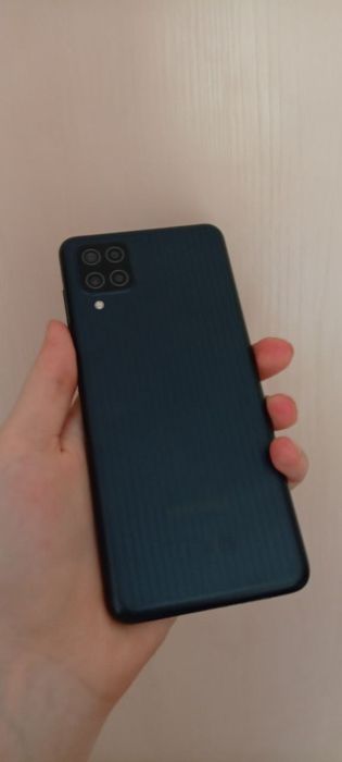 Samsung galaxy m12 telefoni