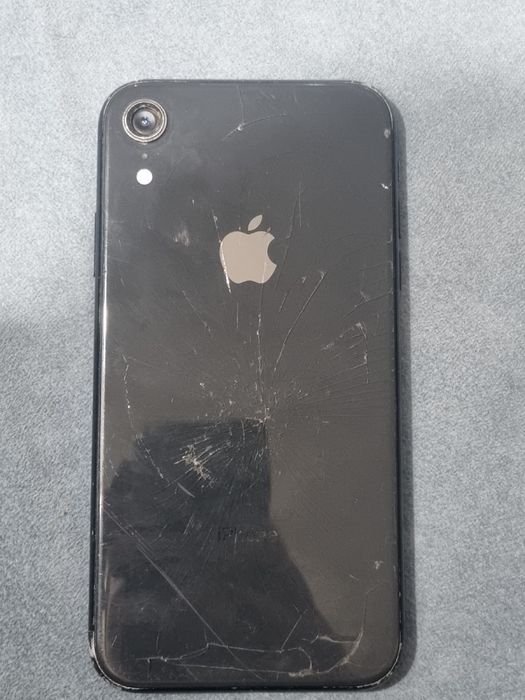 iphone xr 64gbbb