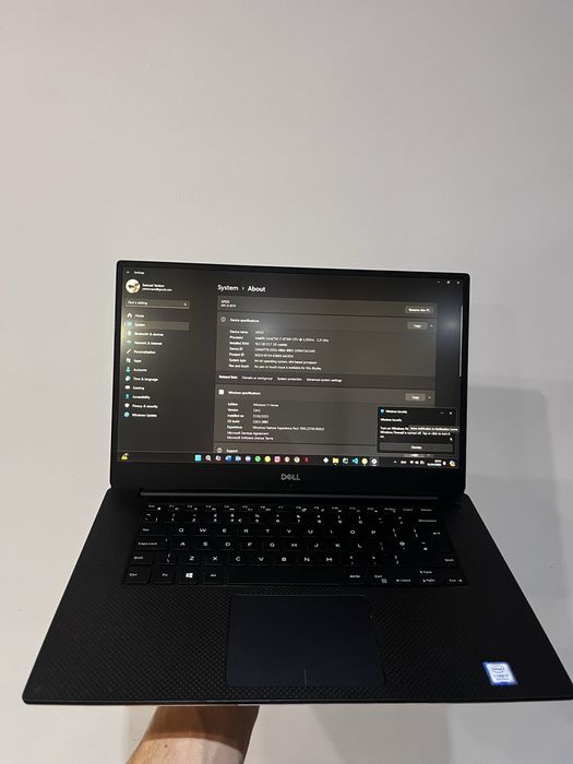 Dell XPS15 9570 i7-8750H