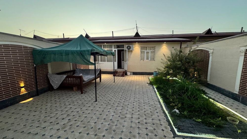 Срочно продаю дом коттеджного типа . Янги Ташкент тумани