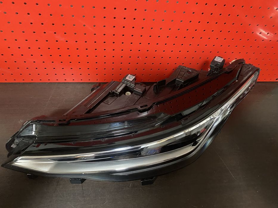 Far stanga full led Vw Golf 8 facelift
