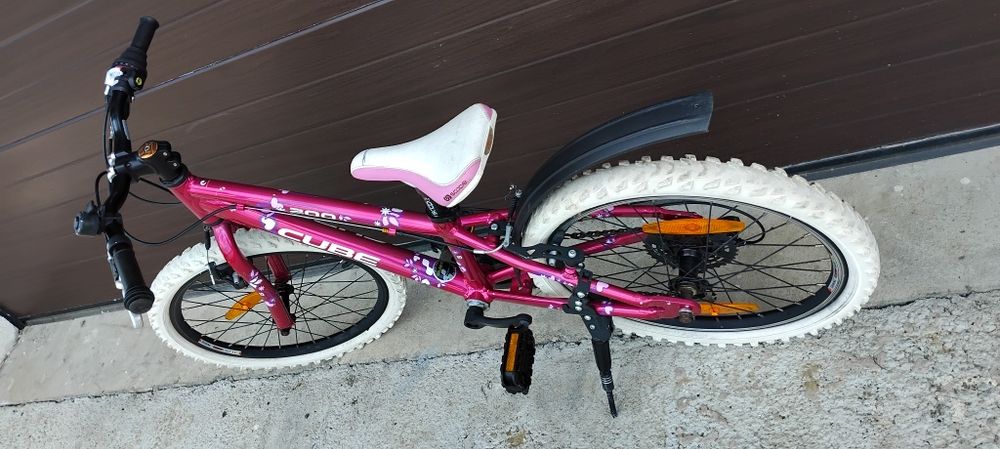 Bicicleta Cube 20" aluminiu copii