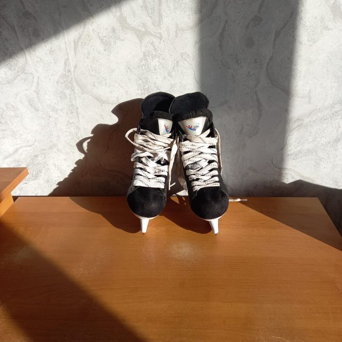 Коньки 42 размер