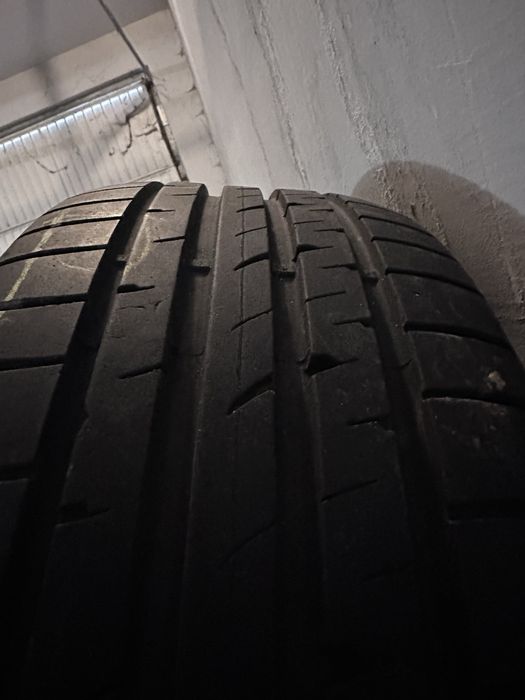 70 евро всичките гуми. Летни Гуми 2бр Pirelli и 2бр Good year 225/40/19