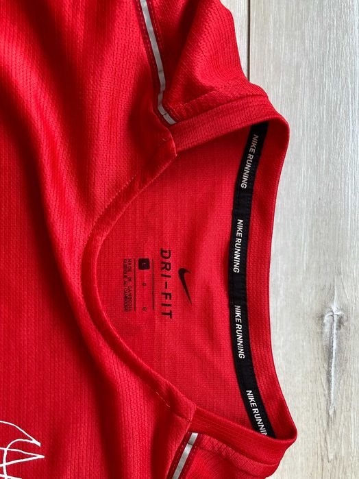 Найк Nike BREATHE MILLER Dri Fit мъжка тениска размер L