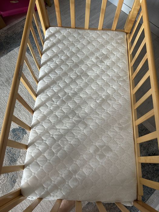 Кровать детская с 2 матрасами