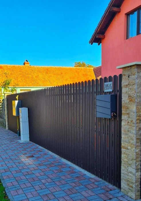 Garduri din sipca metalica si alte modele (jaluzele, tabla, plasa BCA)