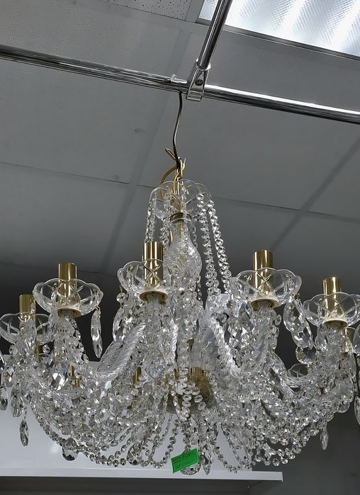 Люстры чешские .