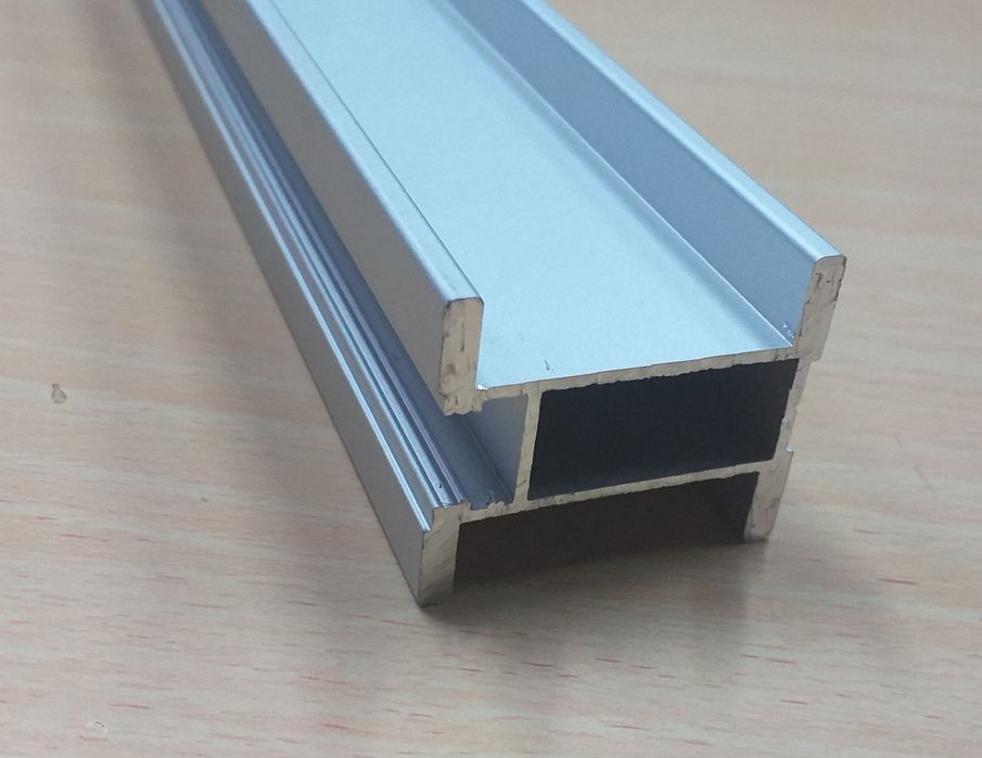 Профиль для шкафов купе