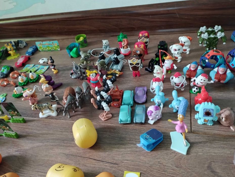 Новые игрушки от Киндер - сюрприза