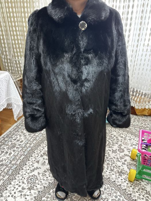 Продам норковую шубу