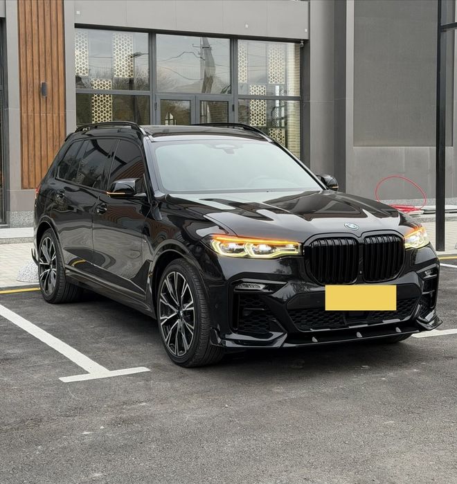 Bmw X7 drive 50i 4.4 twin turbo Full Pozitsya