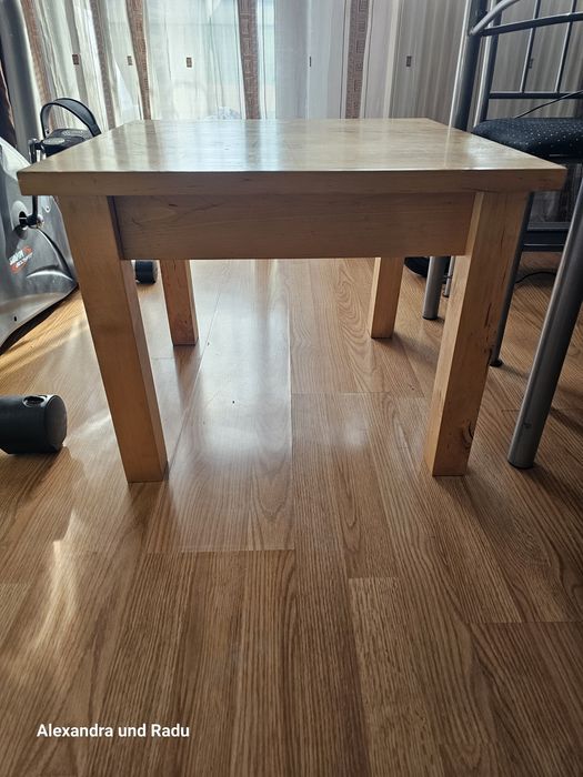Masuta din stejar solida pentru cafea