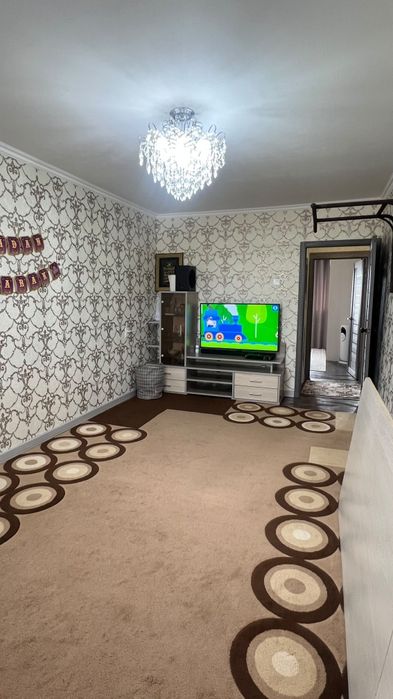 Продается 2-комн с хорошим ремонтом