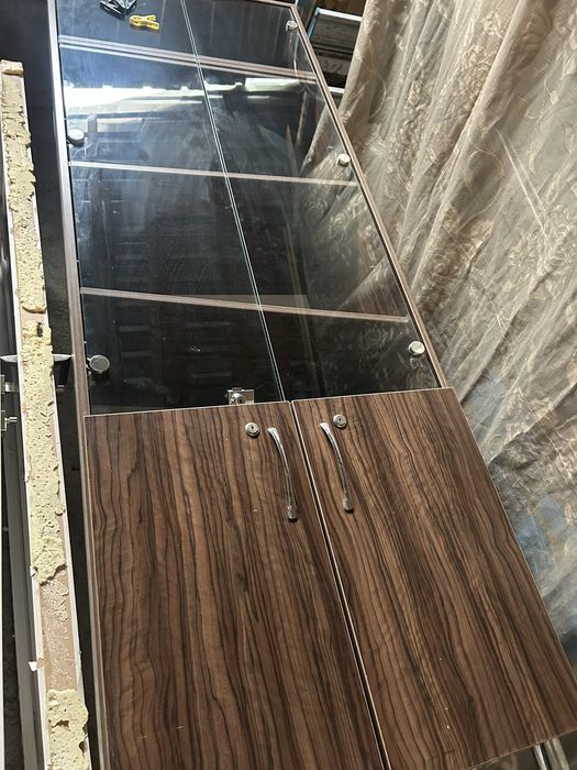 Шкаф сервант для гостиной