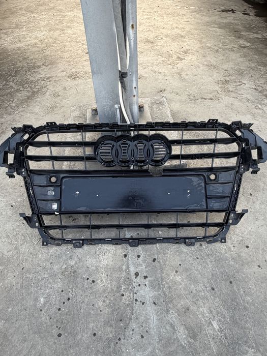 Grila fata OEM Audi A4 b8.5