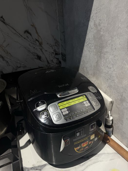 Мультиварка самой последней модели,очень классная