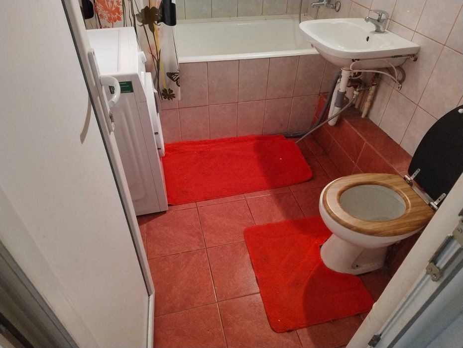 apartament cu 2 camerede inchiriat