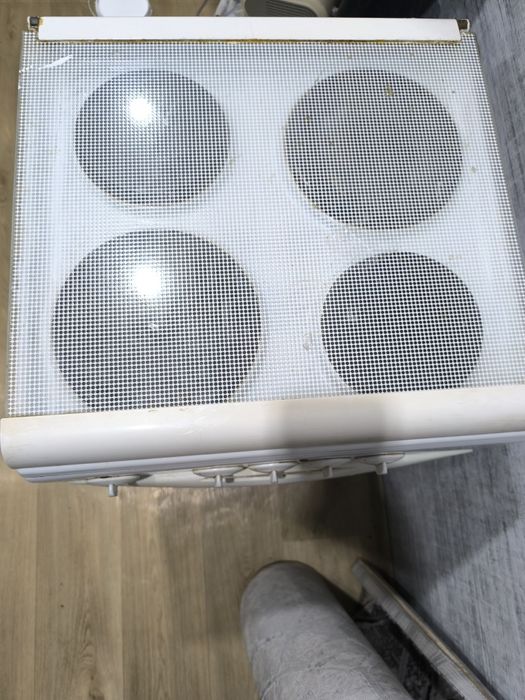 Отдам даром плиту