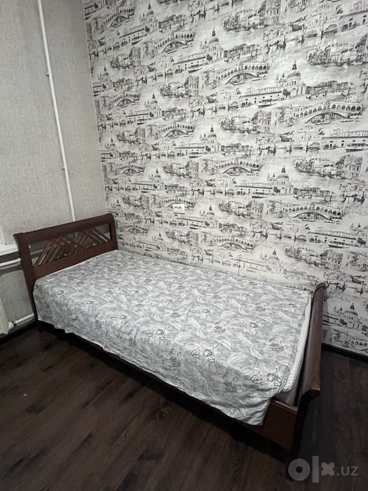 Две односпальные кровати с матрасами