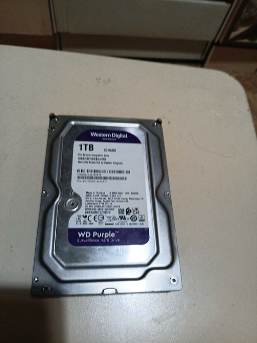HDD на запчасти.