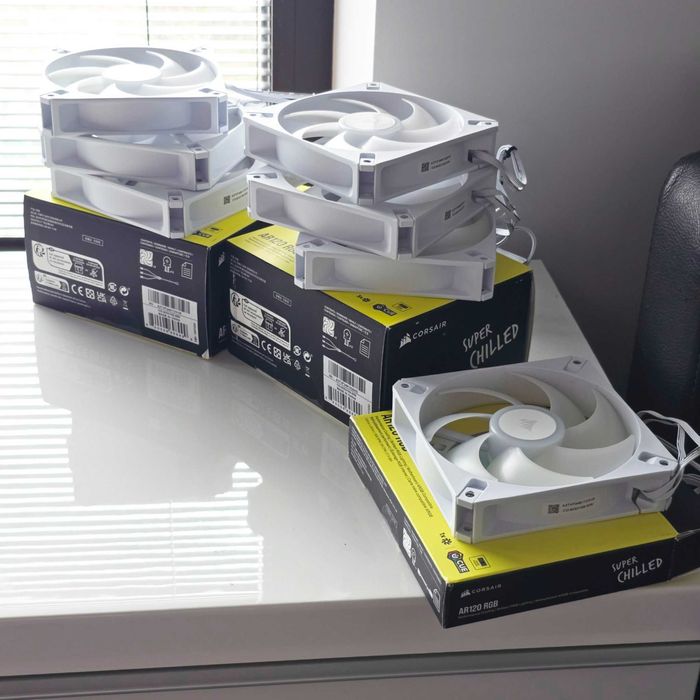 Racire Corsair AIO Nautilus 360 RS, 9x Fans, 2x Commander Core XT