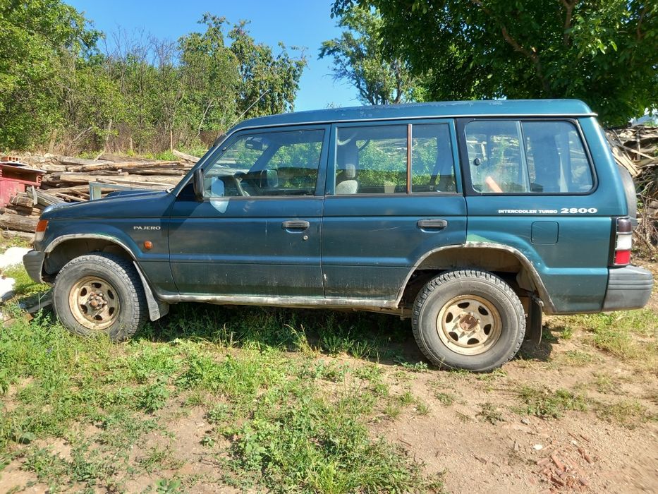 Mitsubishi Pajero 2.8  турбо дизел