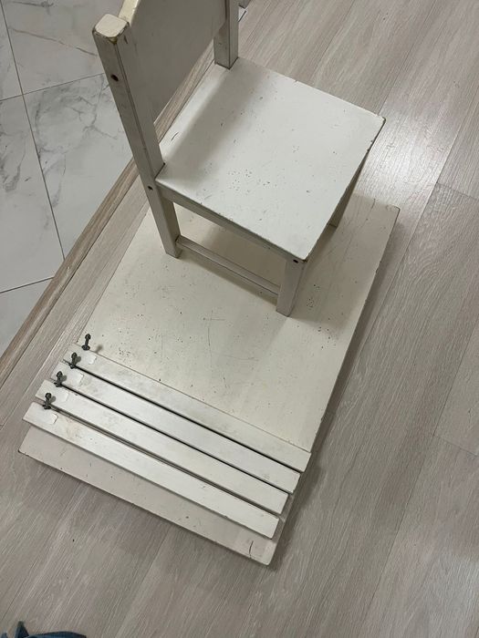 Стол и 2 стула детские IKEA