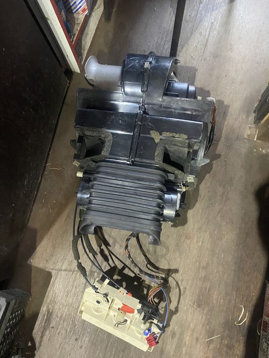 Корпус Печки на ауди100 с4