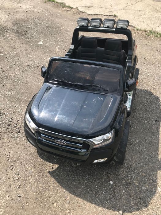 Продам детский электромобиль Ford
