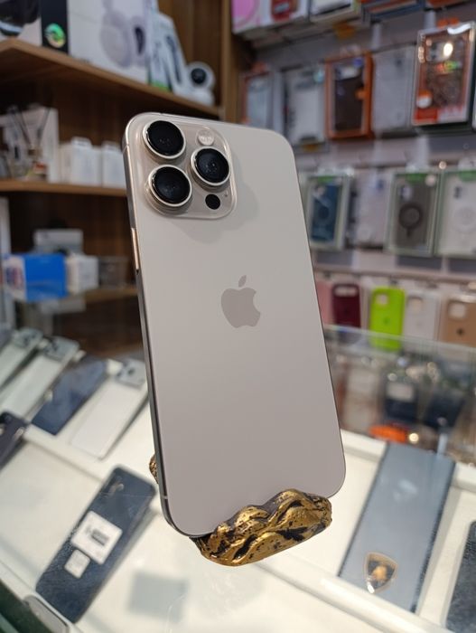 Iphone 15 pro max ideal
